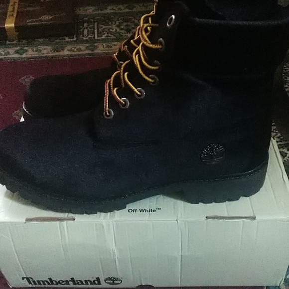 Off white timberland boots